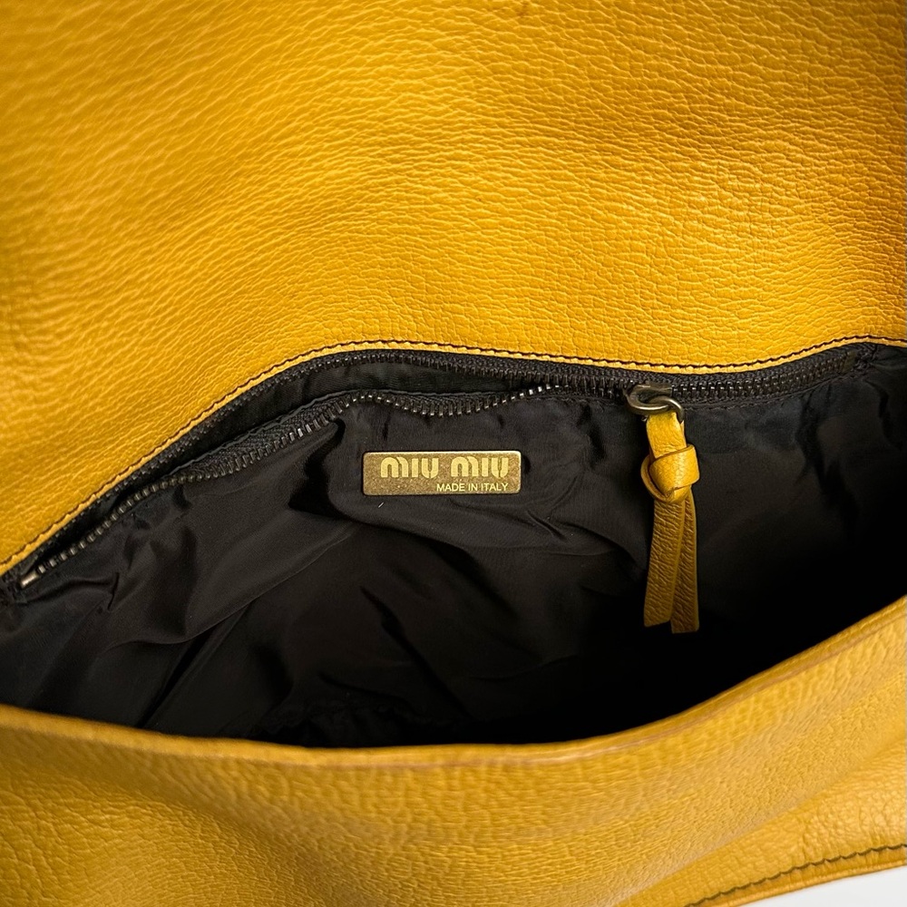 Miu Miu Vintage 2YK Mustard Yellow Leather Shoulder Bag - Picture 6 of 8